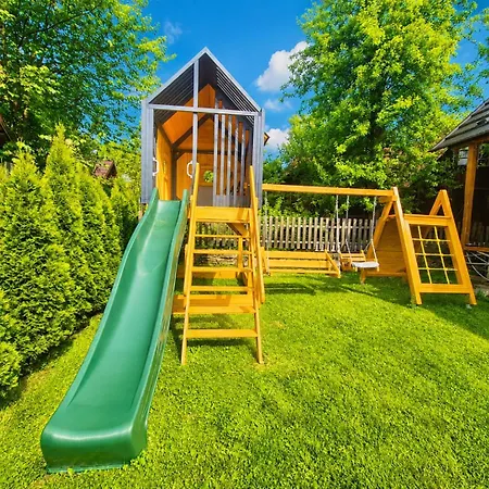 Drevenicka Terchova Hytte